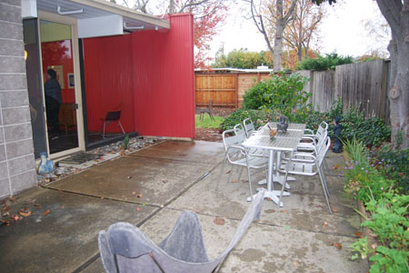Side patio