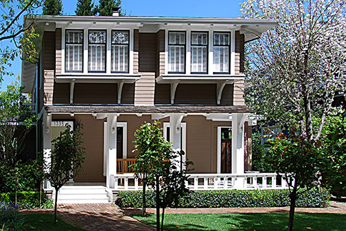 1335 Cowper