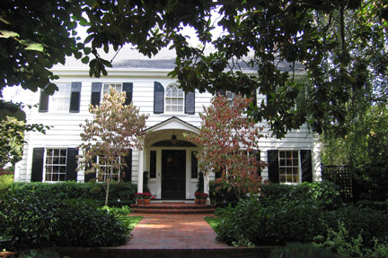 2175 Cowper Street
