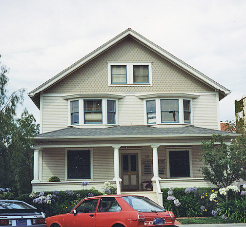 635 Bryant