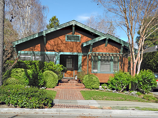221 Byron