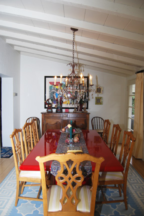 dining table