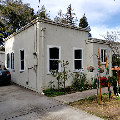 corner of house at driveway