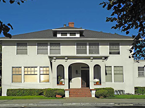 205 Everett