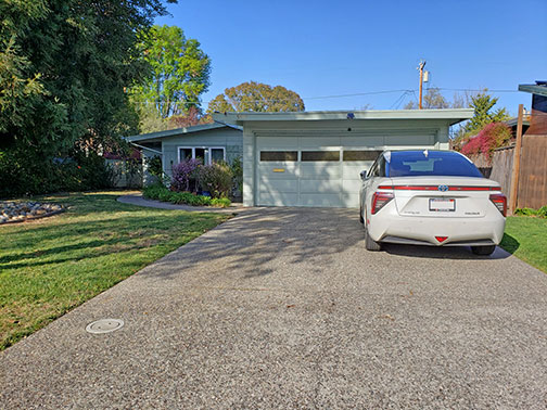 garage with front of house