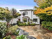 818 Seale