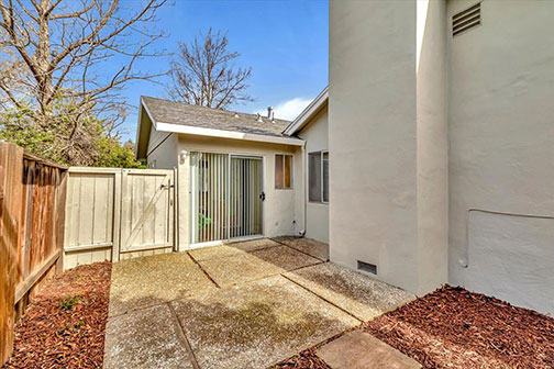 house side and back gate