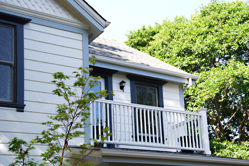 balcony