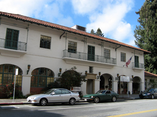 440 Bryant
